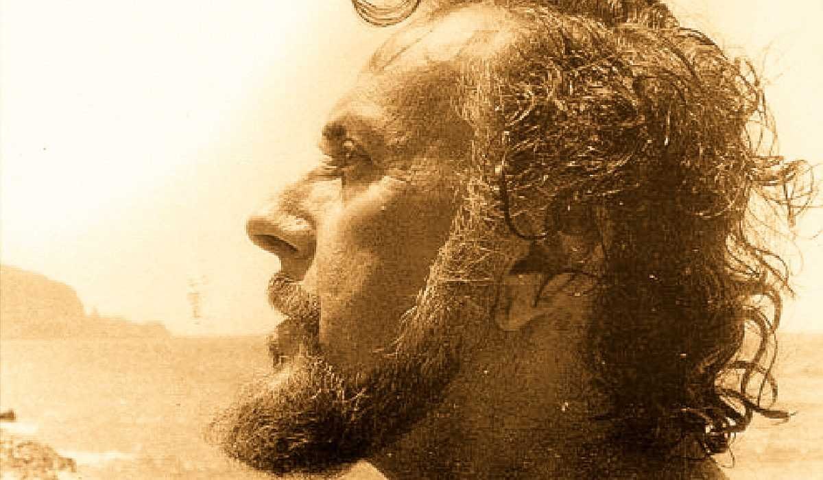 Rivista Poesia: Ritsos, Gelman, Fernandez